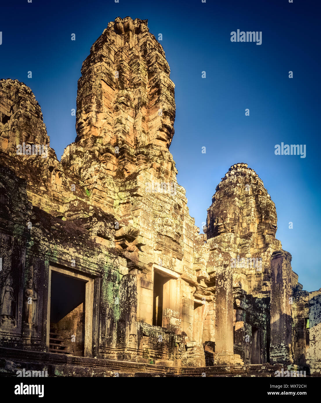 Tempio Bayon in Angkor Thom. Siem Reap. Cambogia. Panorama Foto Stock