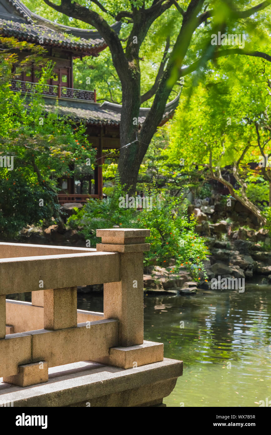 Il Giardino di Yuyuan (giardino di felicità) nel centro di Shanghai in Cina Foto Stock