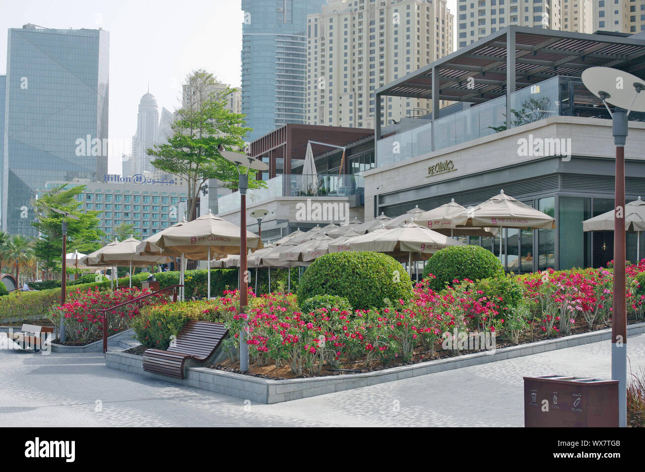 Ilton Hotel e ristoranti con verde di aree ricreative Foto Stock