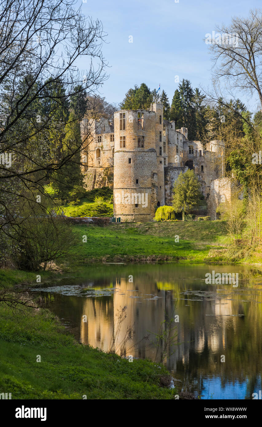 Beaufort rovine del castello in Lussemburgo Foto Stock