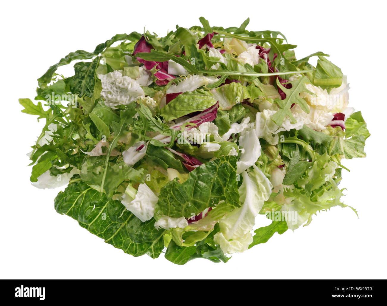 Pila di verdure fresche mix per insalata greca isolato Foto Stock