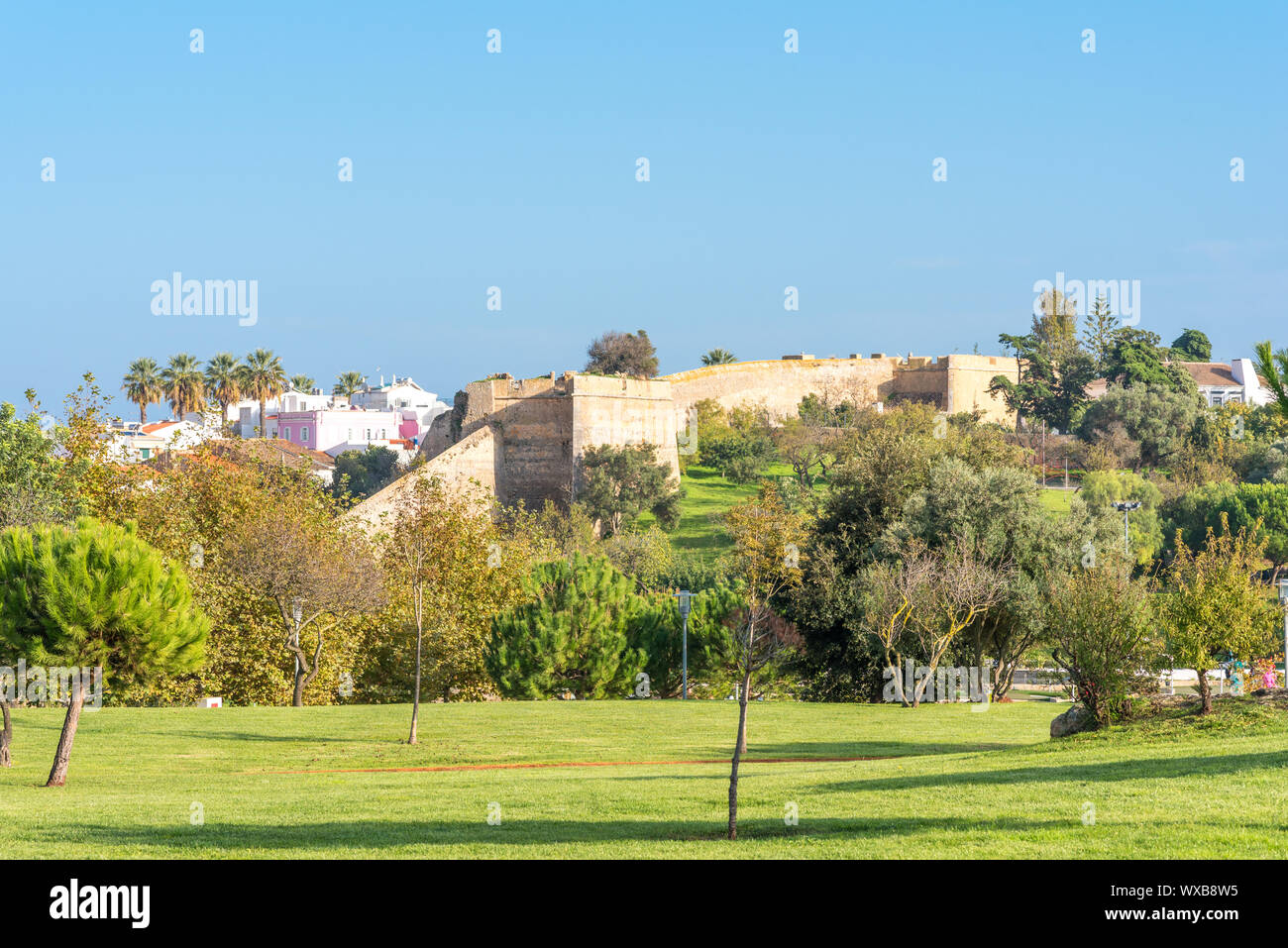 Castello di Lagos con la sua cinta muraria Foto Stock