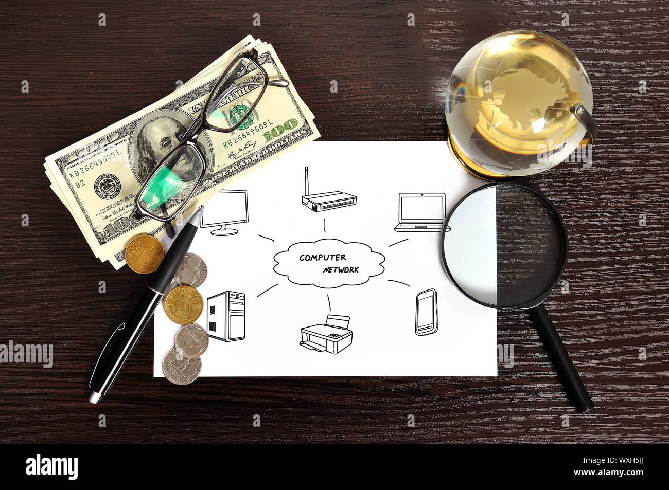 Nota wi-fi regime sulla tabella imprenditore Foto Stock