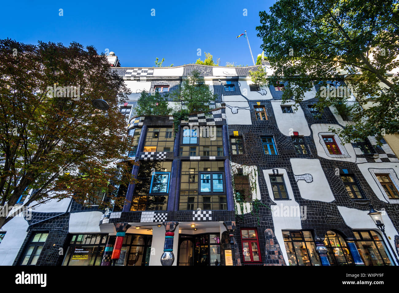 Kunst Haus Wien - Museo di Hundertwasser, Vienna, Austria. Foto Stock