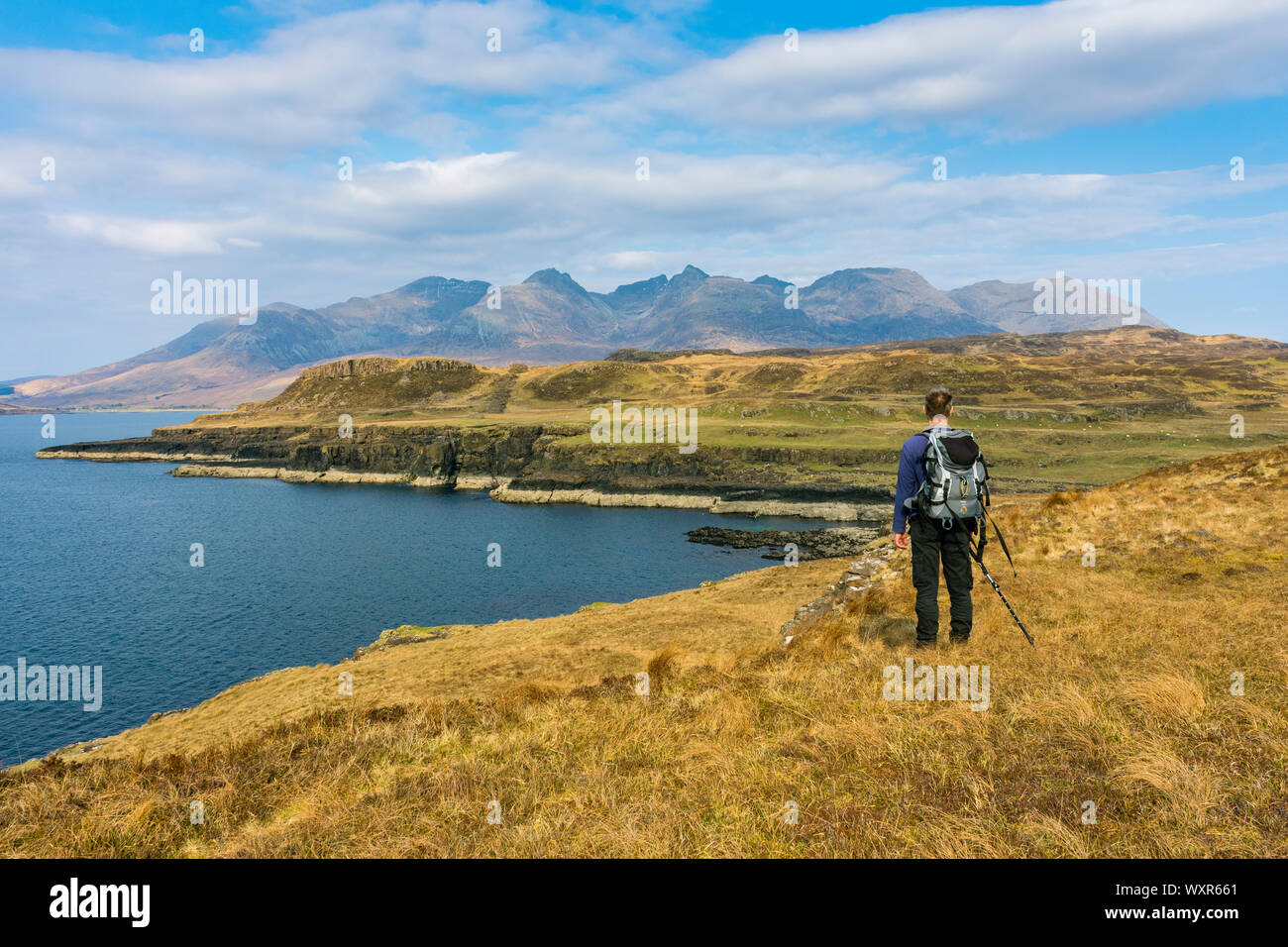 Le montagne Cuillin dalla west coast Rubha una penisola Dùnain, Minginish, Isola di Skye, Scotland, Regno Unito Foto Stock