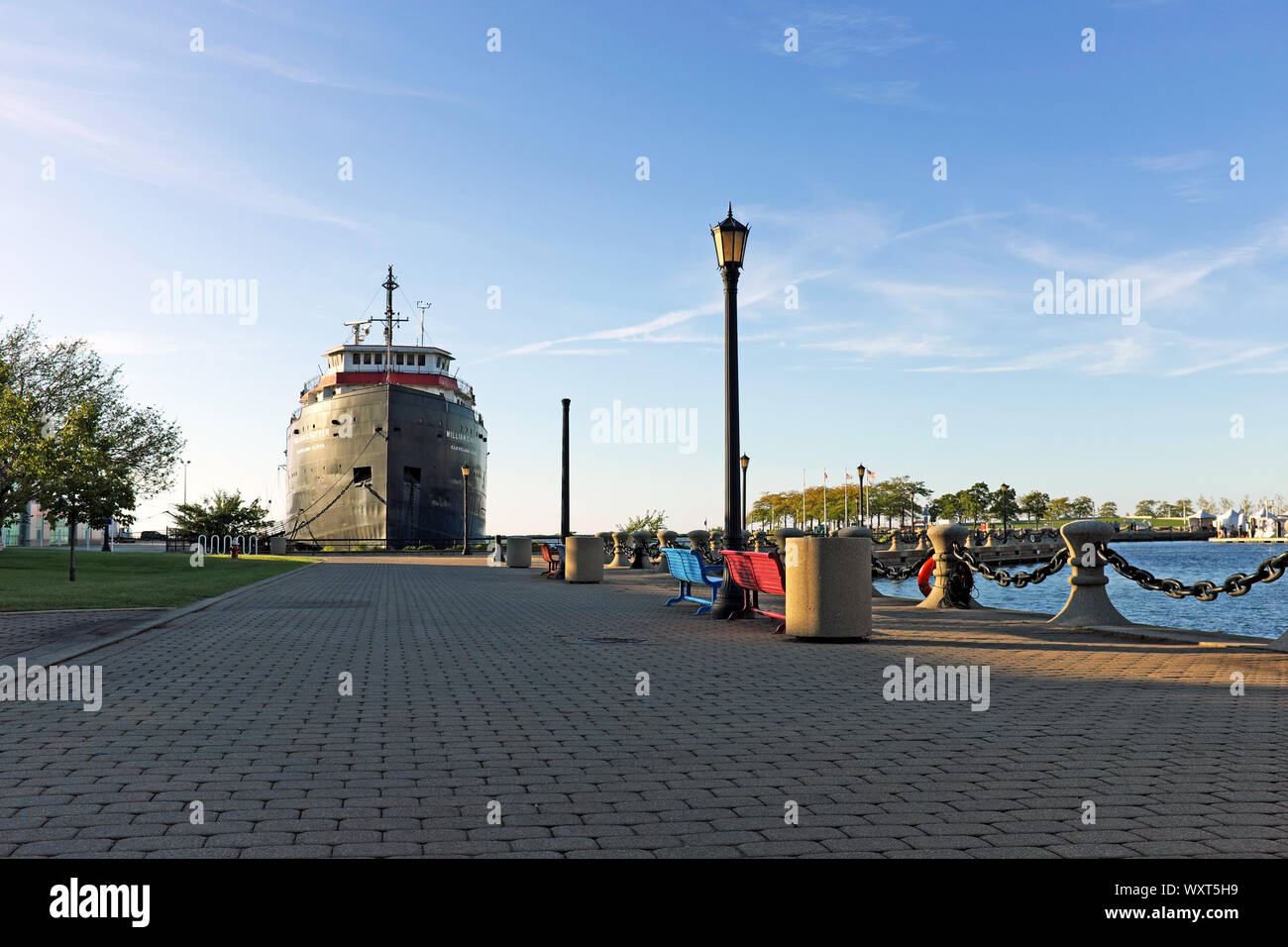 Il William G. Mather, un pensionato Grandi Laghi rinfusa freighter, è parte della Great Lakes Science Center in Cleveland Ohio Northcoast Porto. Foto Stock
