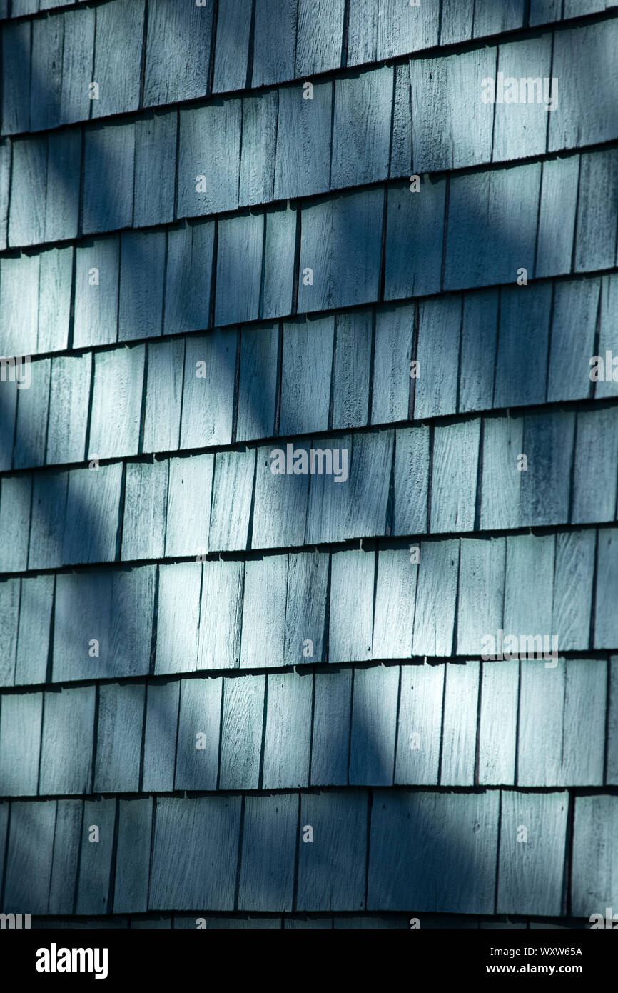 Tradizionale e dipinto cedar shingle sulla casa a Newport, Rhode Island, STATI UNITI D'AMERICA Foto Stock