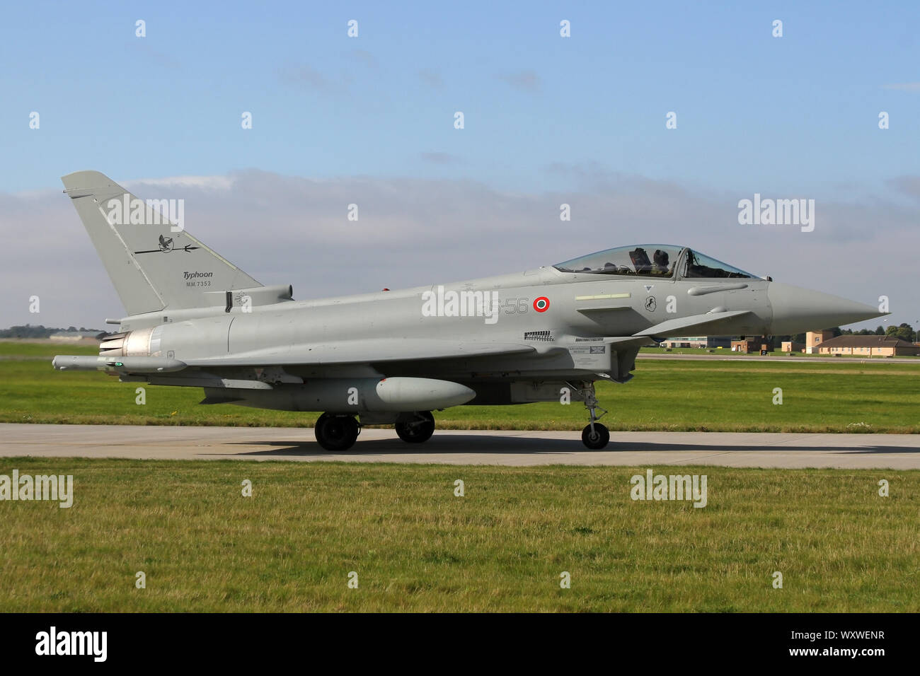 Forza Aerea Italiana Eurofighter EF-2000 rullaggio fuori per la partenza a RAF Waddington durante l'esercizio Cobra guerriero. Foto Stock