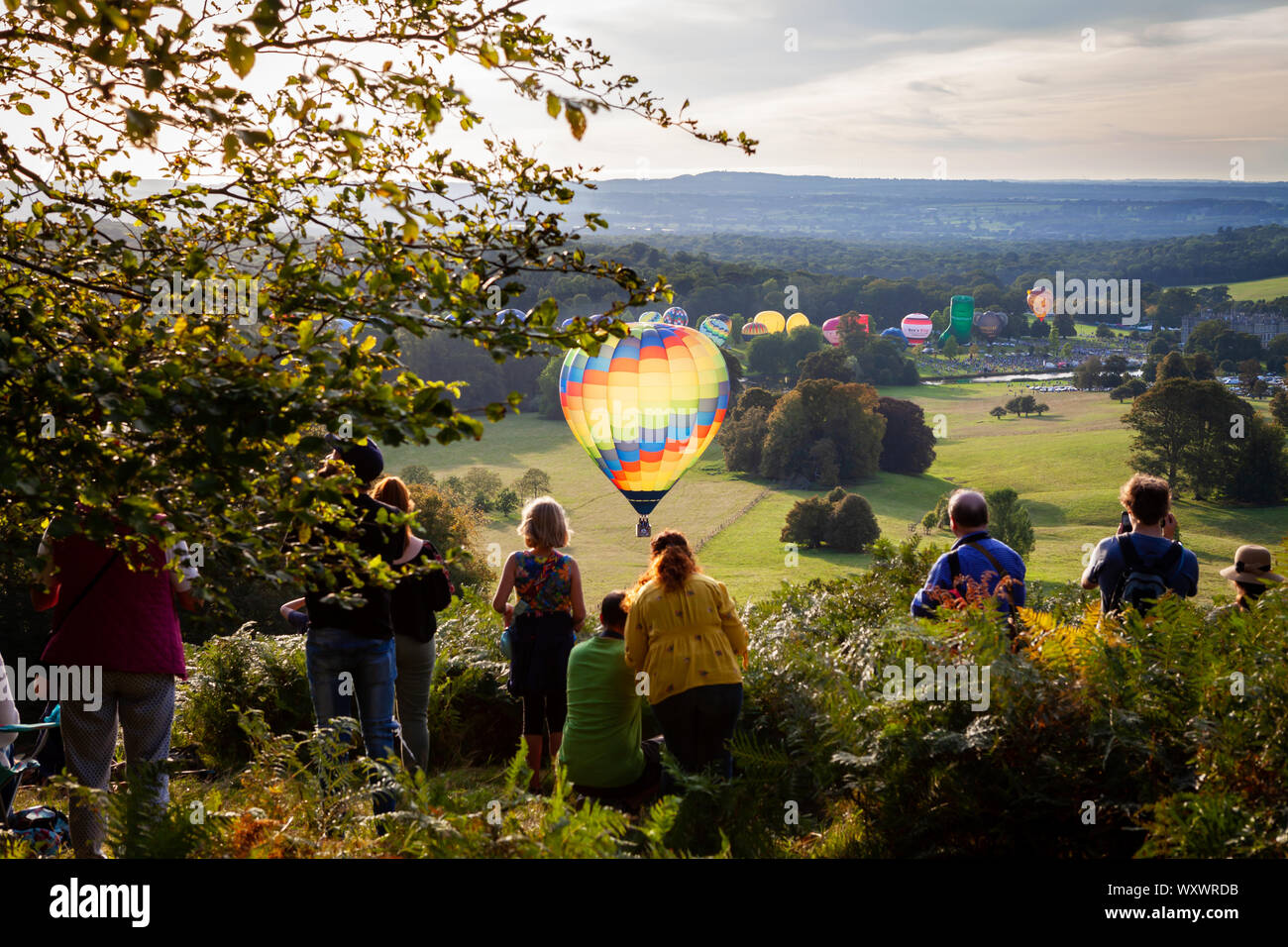 15/09/2019 di Longleat, Warminster, Longleat Sky safari con i palloncini in aumento per il lancio al tramonto Foto Stock