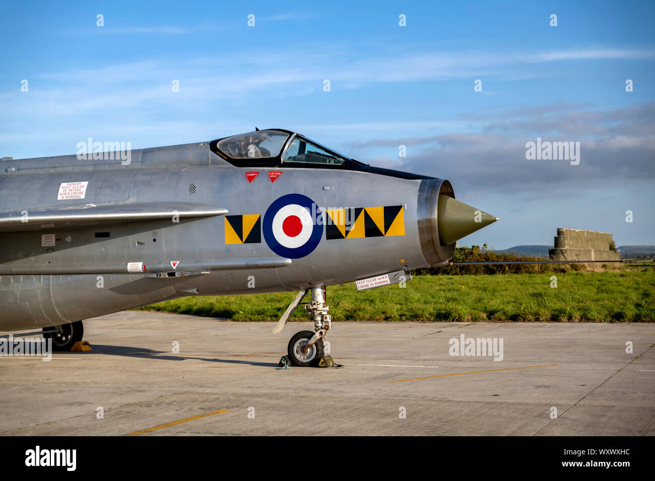 RAF Lightning XR768, nightshoot in Cornovaglia Aviation Heritage Centre Foto Stock