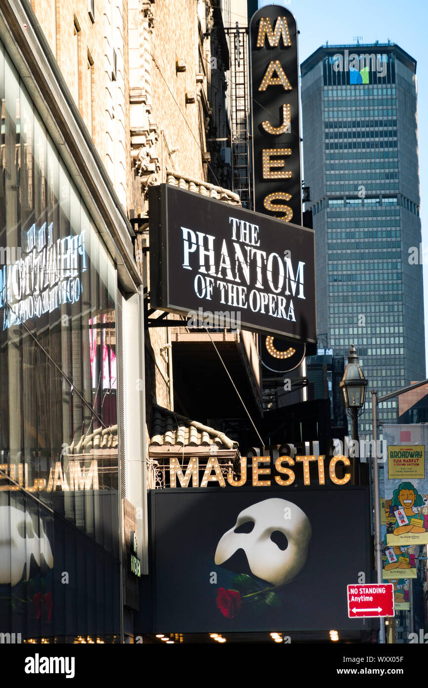 Il Majestic Theatre, 245 W. 44th Street, dotate di 'Fantasma dell'Opera' Times Square NYC Foto Stock