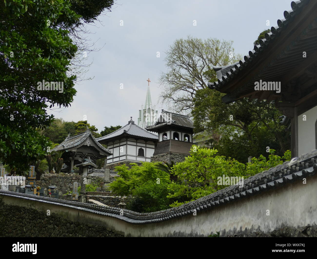 San Francesco Saverio la Chiesa dietro Zuiun-ji e Kômyô-ji in città Hirado, Giappone Foto Stock