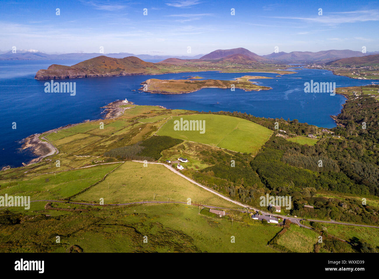 Vista aerea della high road, Valentia Island, nella contea di Kerry, Irlanda Foto Stock