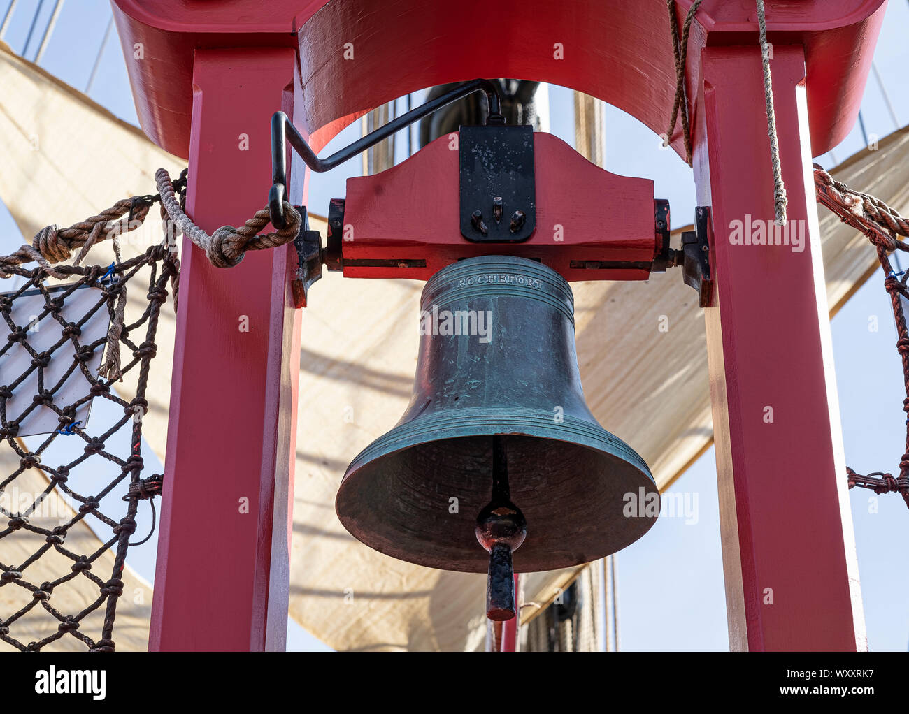 Ships Bell da una Replica navale francese Foto Stock