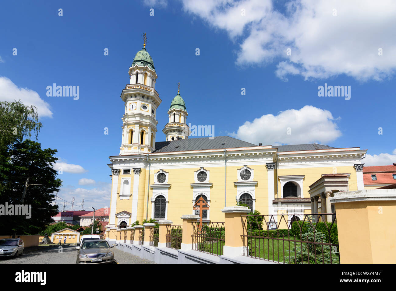 Uzhhorod, Ungwar: Greco cattedrale cattolica , Oblast di Transcarpazia, Transcarpathia, Zakarpattia, Ucraina Foto Stock