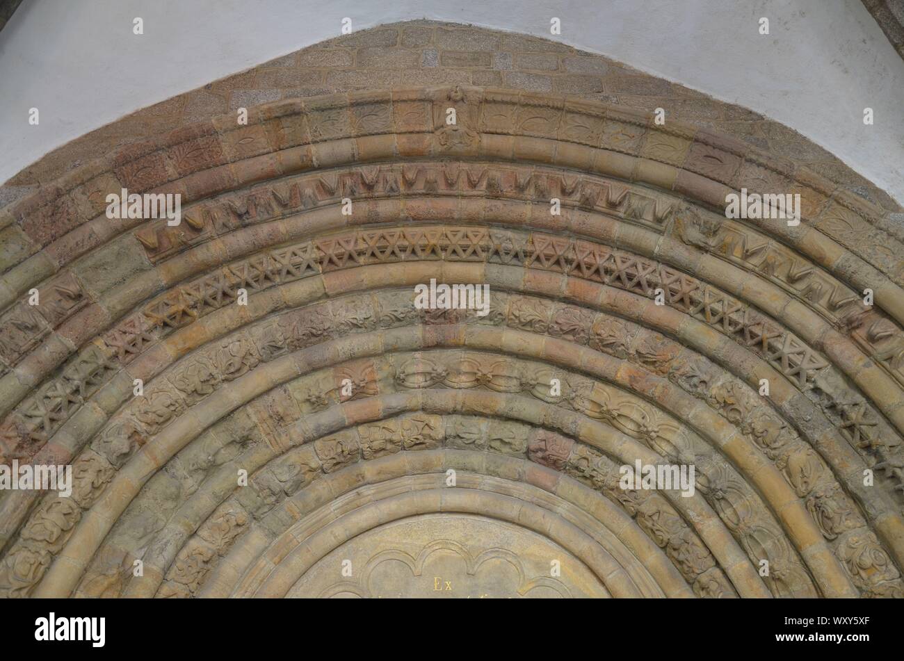 Trebic in Repubblica Ceca, UNESCO Weltkulturerbe: die aus der Romanik stammende Basilika, Bogen Foto Stock