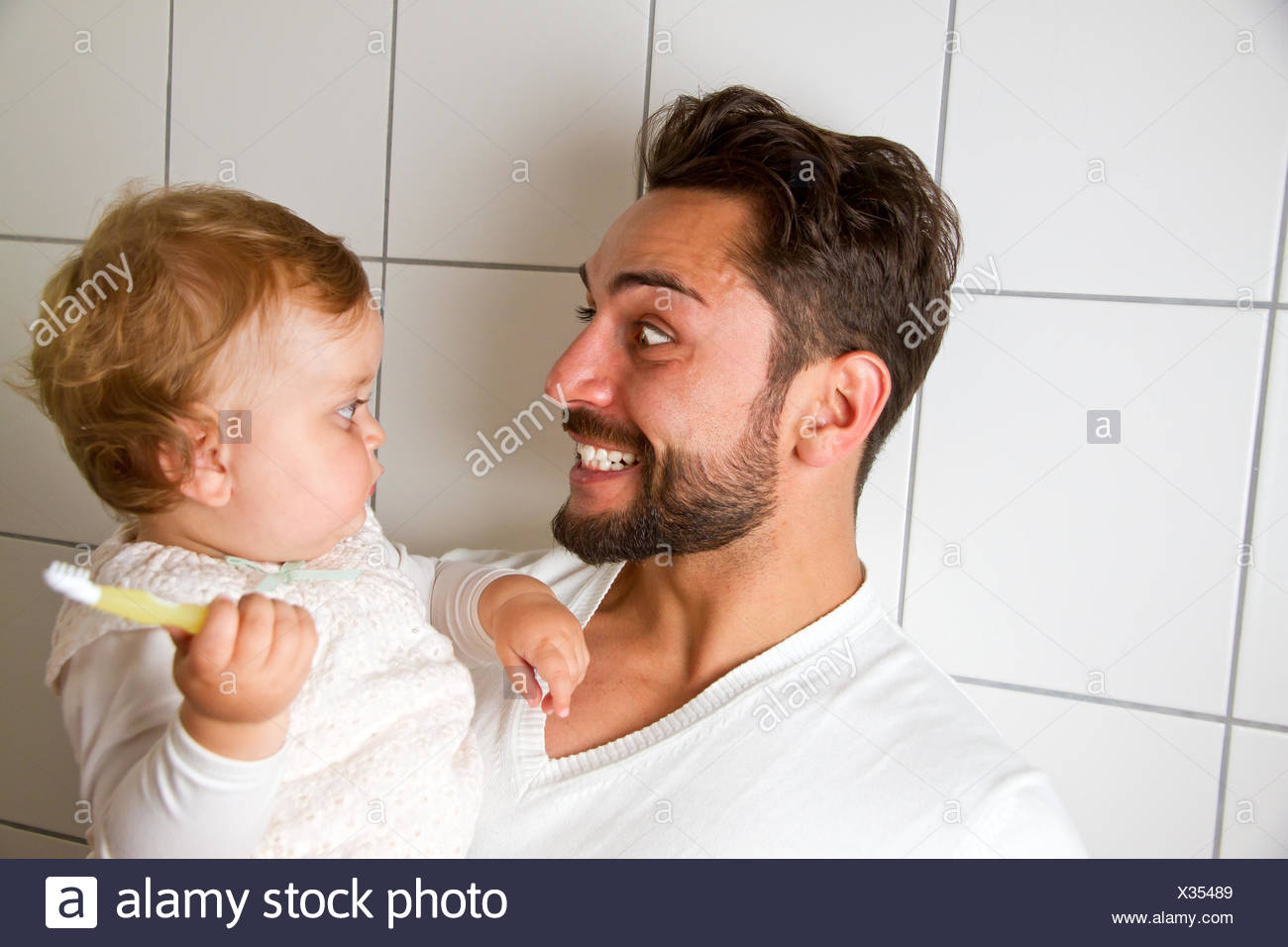 Vater Immagini & Vater Fotos Stock - Alamy Vater Immagini & Vater Fotos Stock - Alamy