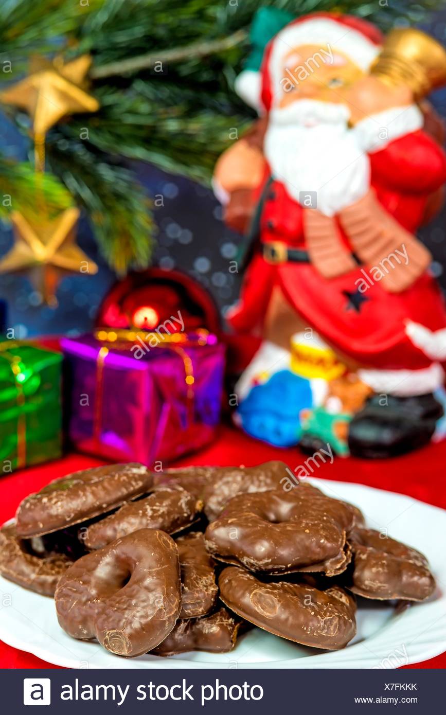 Babbo Natale Tedesco.Babbo Natale Tedesco Con I Dolci Di Natale Lebkuchen Foto Stock Alamy