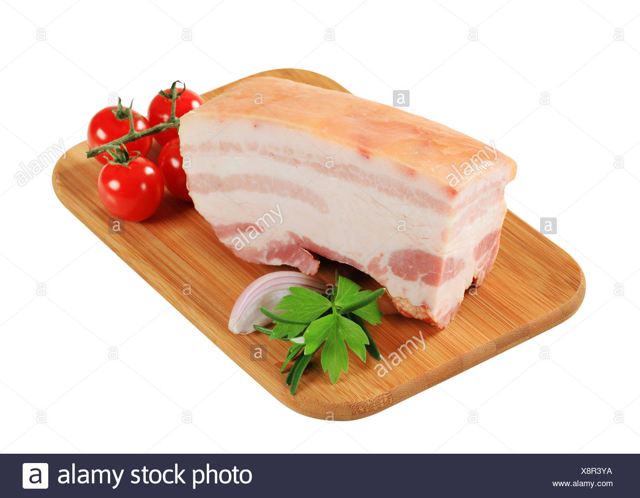 Lastra Di Pancetta Di Maiale Con Cotenna Foto Stock Alamy