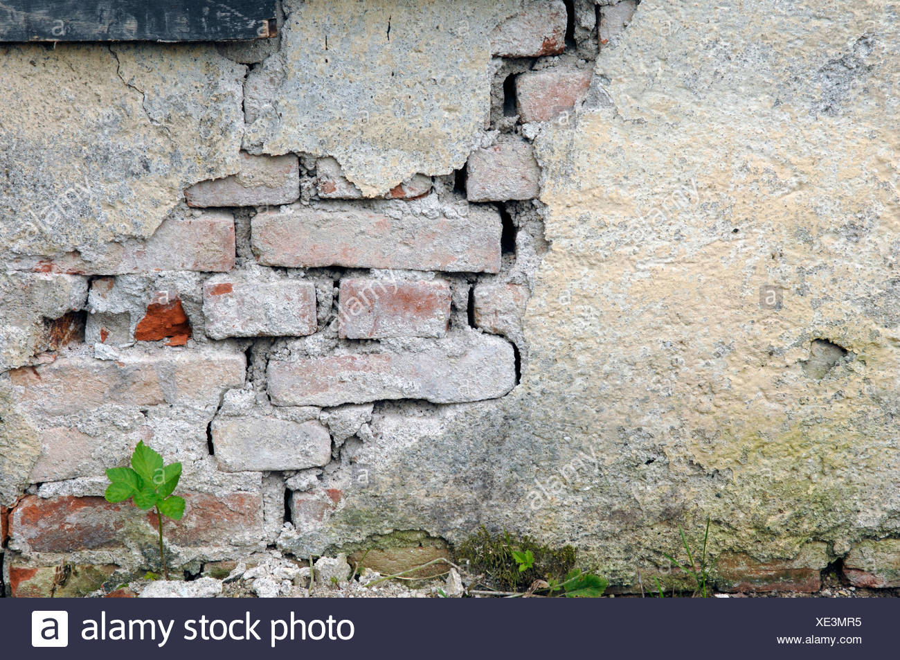 Germania Monaco Muro Rotto A Casa Di Demolizione Foto Stock Alamy