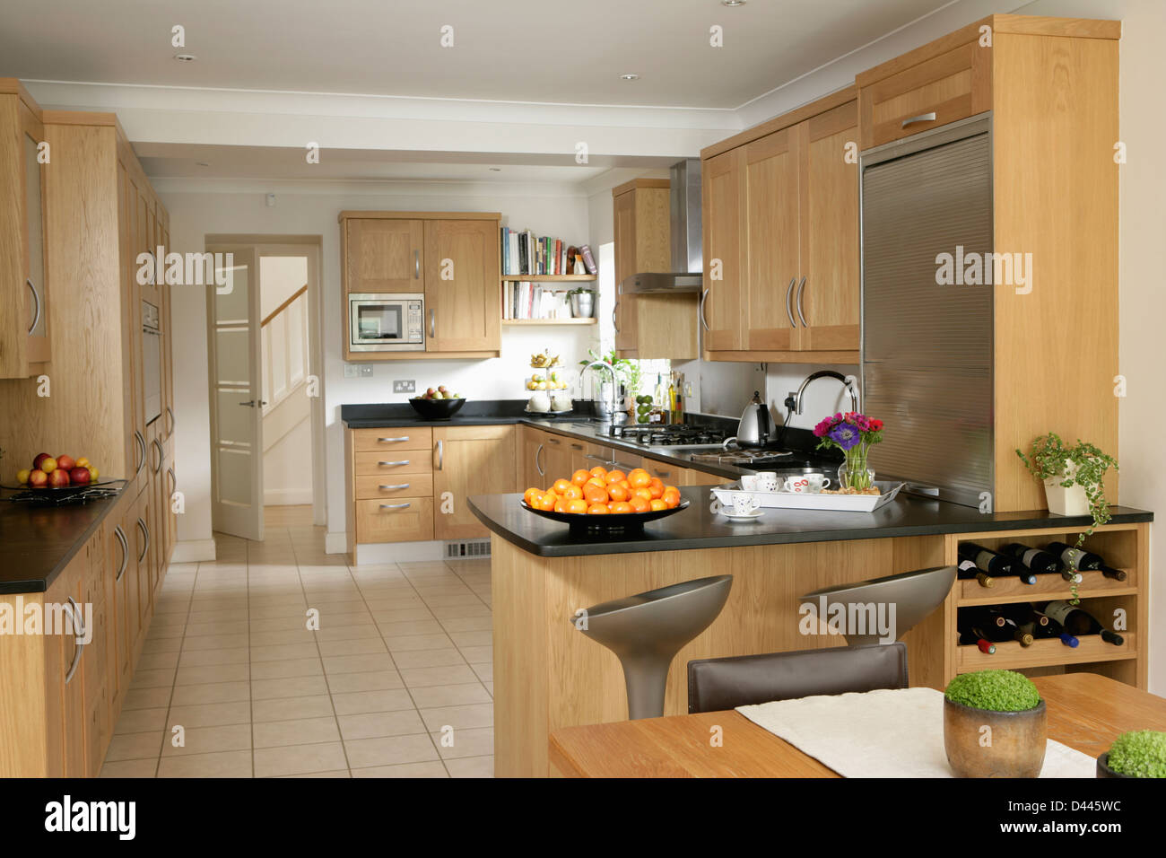 Azulejos Para Cozinhas Modernas Cozinha Moderna Com Cores Sbrias E Azulejos Para Cozinhas Modernas Cozinha Moderna Com Cores Sbrias E